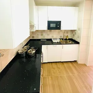 Apartamento 67 Amazing Family Flat In Great Location Center, Lisboa